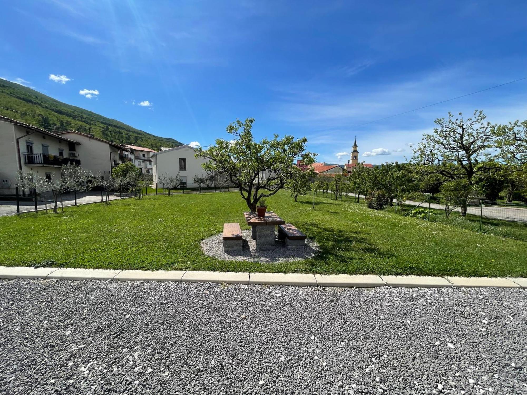 Kmetija Tomazic Vinska Klet - Winery Apartment Vipava Exterior photo